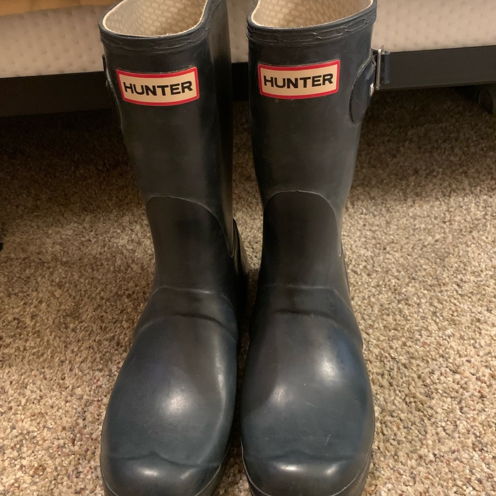 Hunter Short Rainboots in Navy